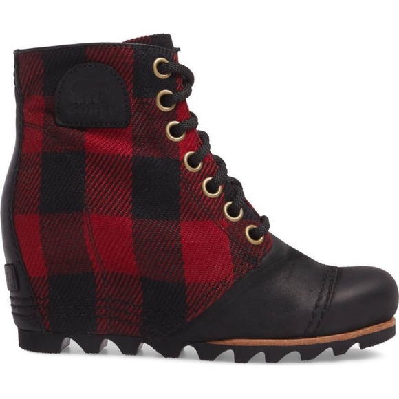 sorel plaid wedge